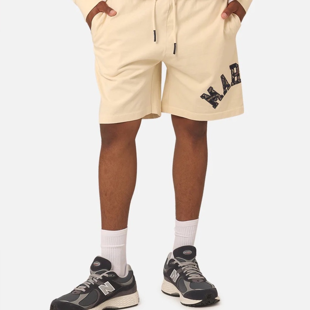 Market RUG DEALER THROWBACK ARC SHORTS - Picture 1 of 5